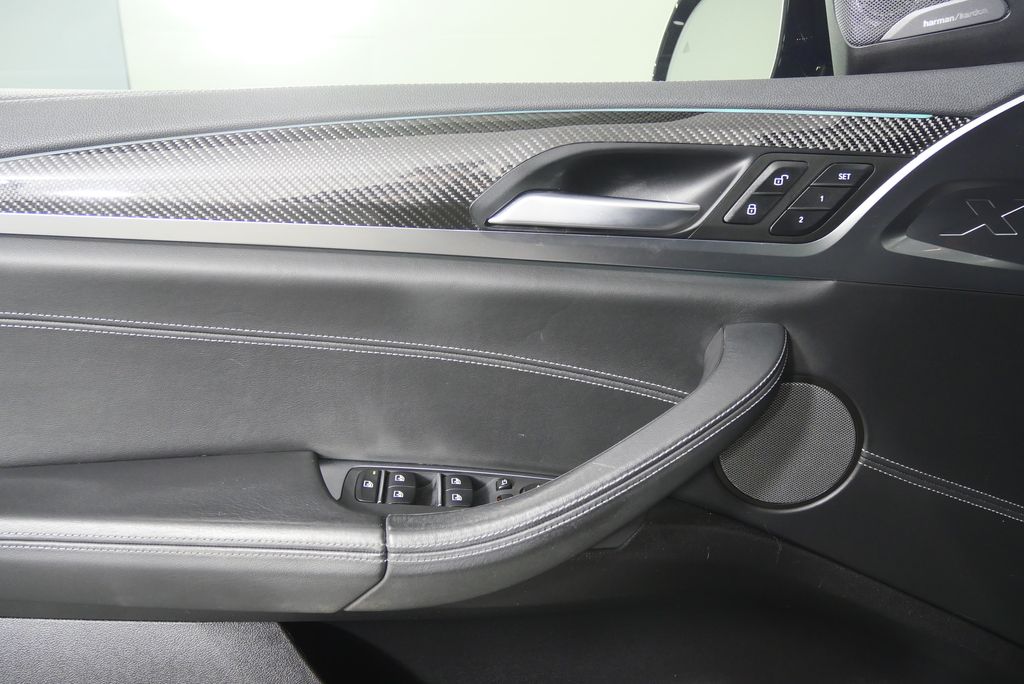 Thumbnail: 2022 BMW X4 - 9