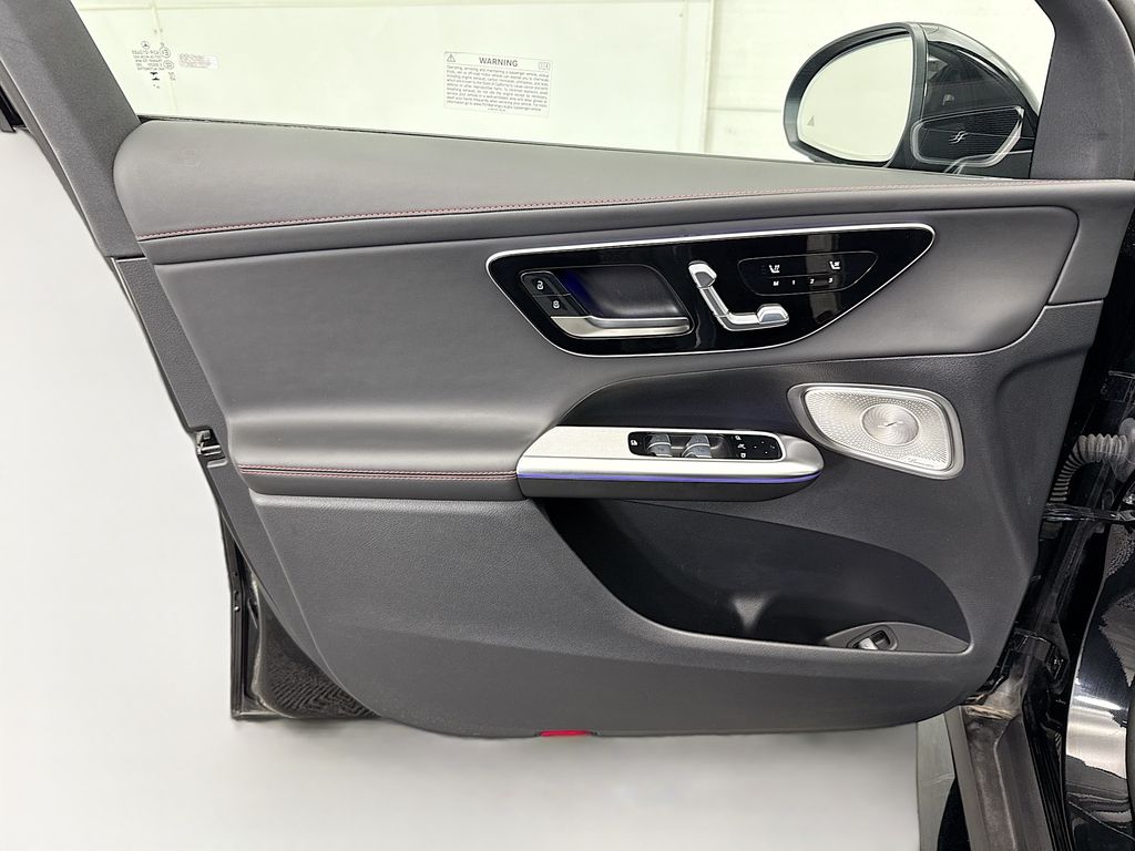 Thumbnail: 2025 Mercedes-Benz GLC - 23