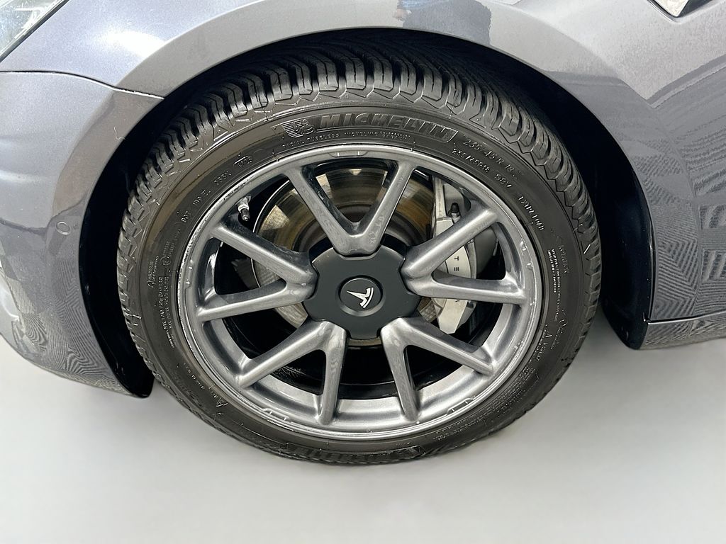 Thumbnail: 2019 Tesla Model 3 - 31