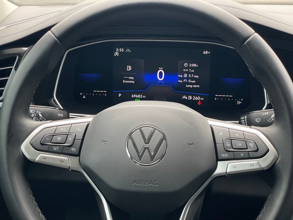 Thumbnail: 2022 Volkswagen Jetta - 12