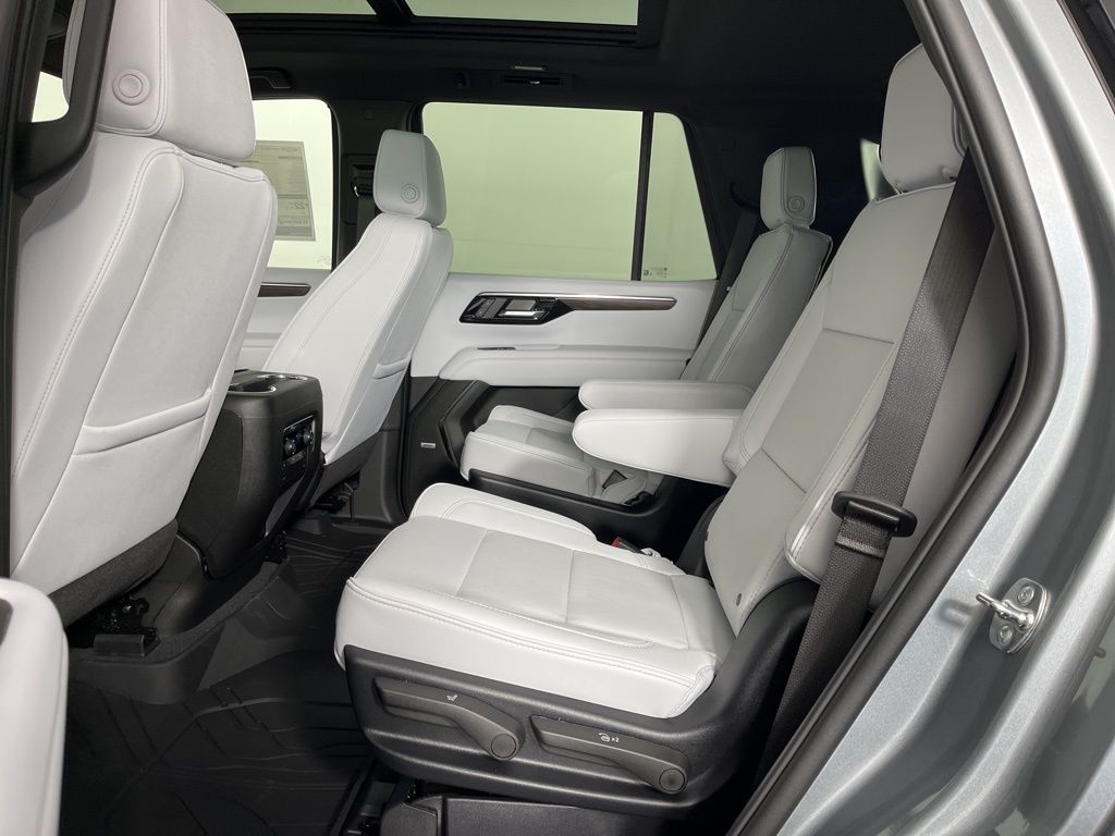 Thumbnail: 2025 Chevrolet Tahoe - 26