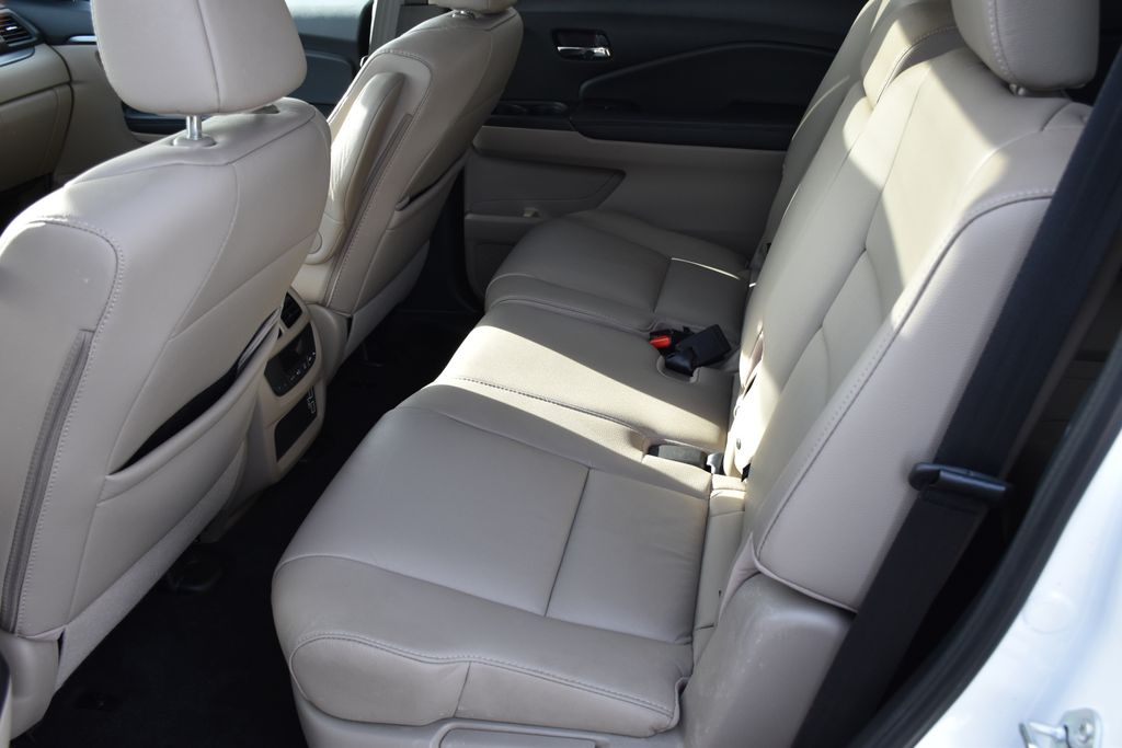 Thumbnail: 2022 Honda Pilot - 30