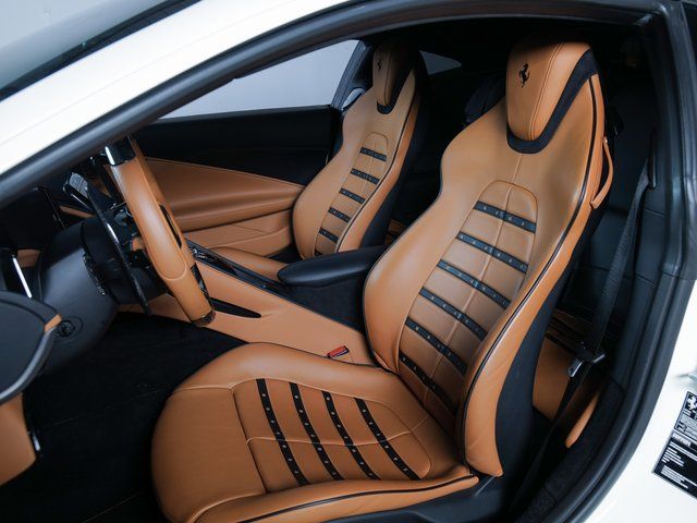 Used 2022 White Ferrari 3.9L V8 image 5