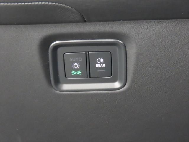 Thumbnail: 2026 Porsche Cayenne - 22