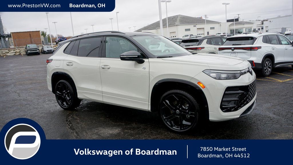 2026 Volkswagen Tiguan 2.0T SE R-Line Black