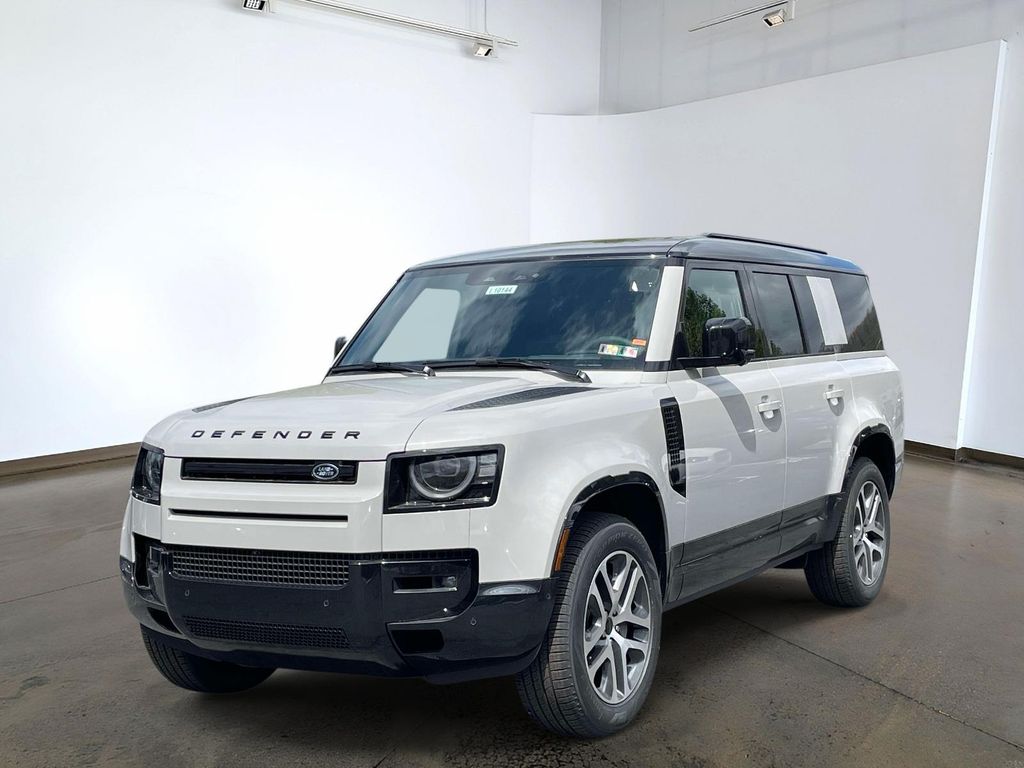 2026 Land Rover Defender 130 X-Dynamic SE