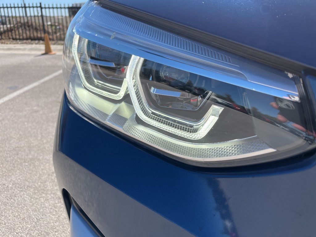 Thumbnail: 2021 BMW X3 - 15