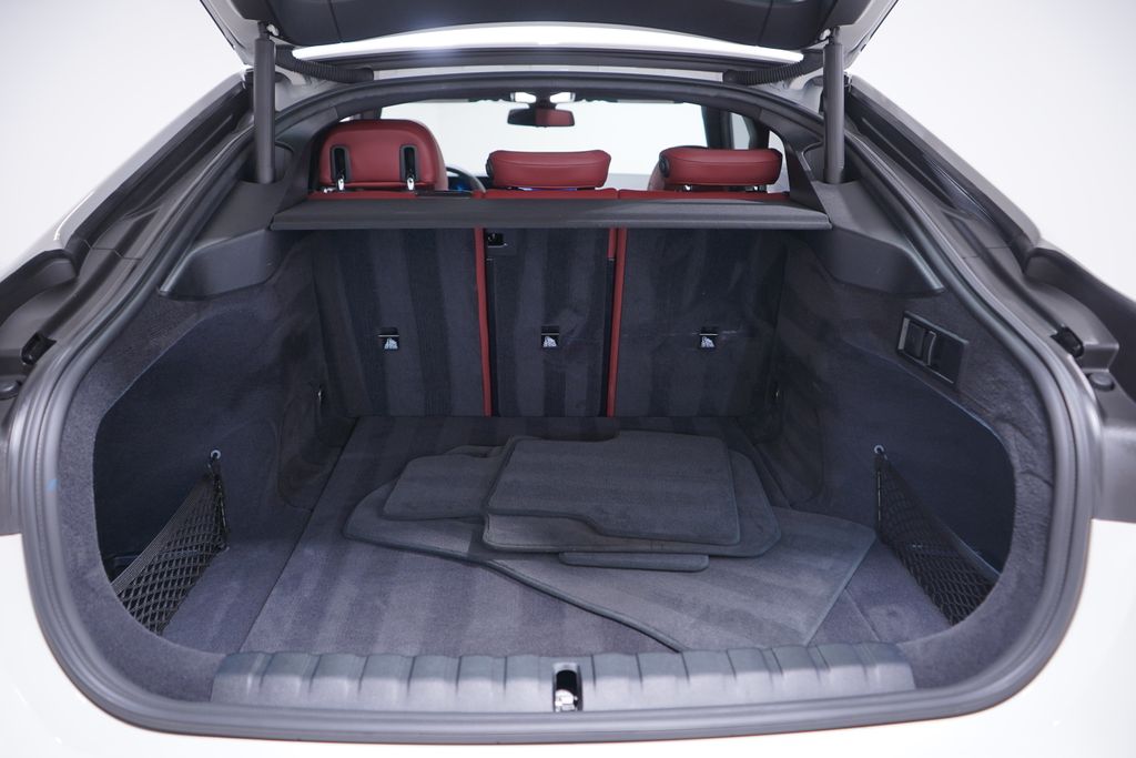 Thumbnail: 2023 BMW i4 - 23