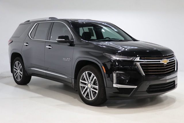 Mosaic Black Metallic 2023 Chevrolet Traverse SUV / Crossover Four-Wheel Drive 9-Speed Automatic