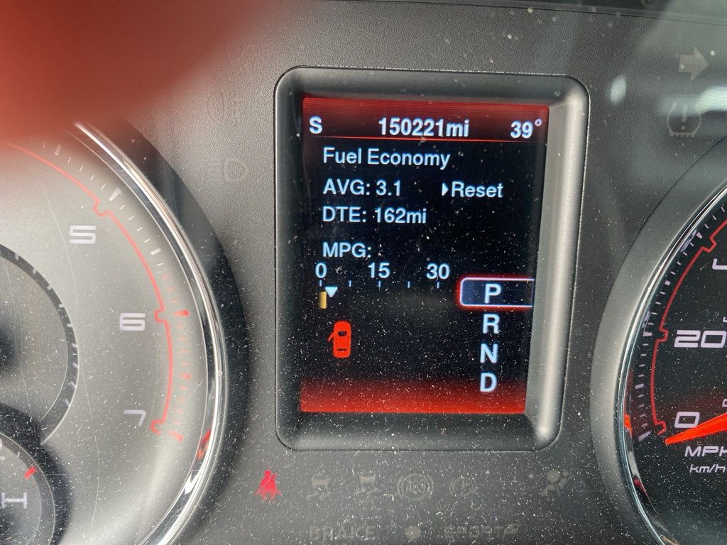 Used 2013 Off-white Dodge R/T image 10