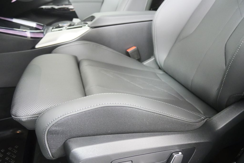 Thumbnail: 2026 BMW X3 - 10