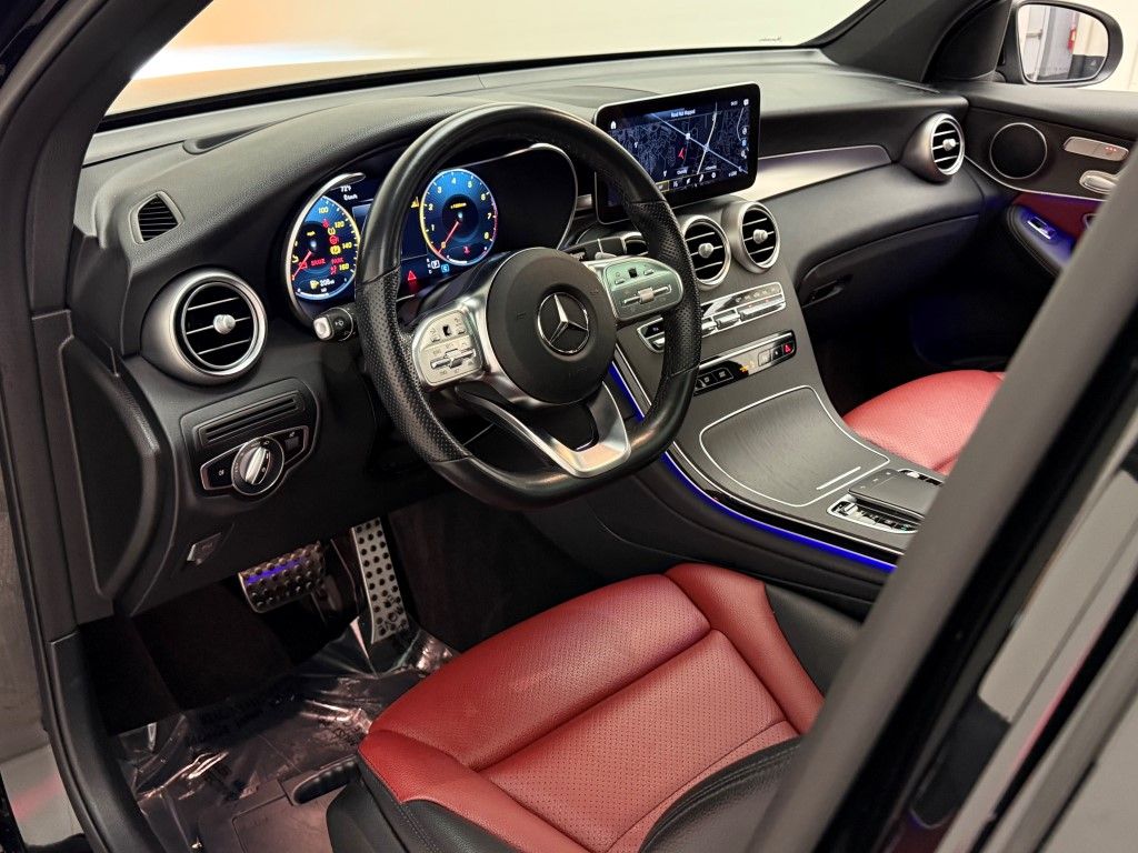 Thumbnail: 2022 Mercedes-Benz GLC - 31