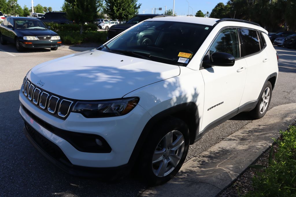 Thumbnail: 2022 Jeep Compass - 2