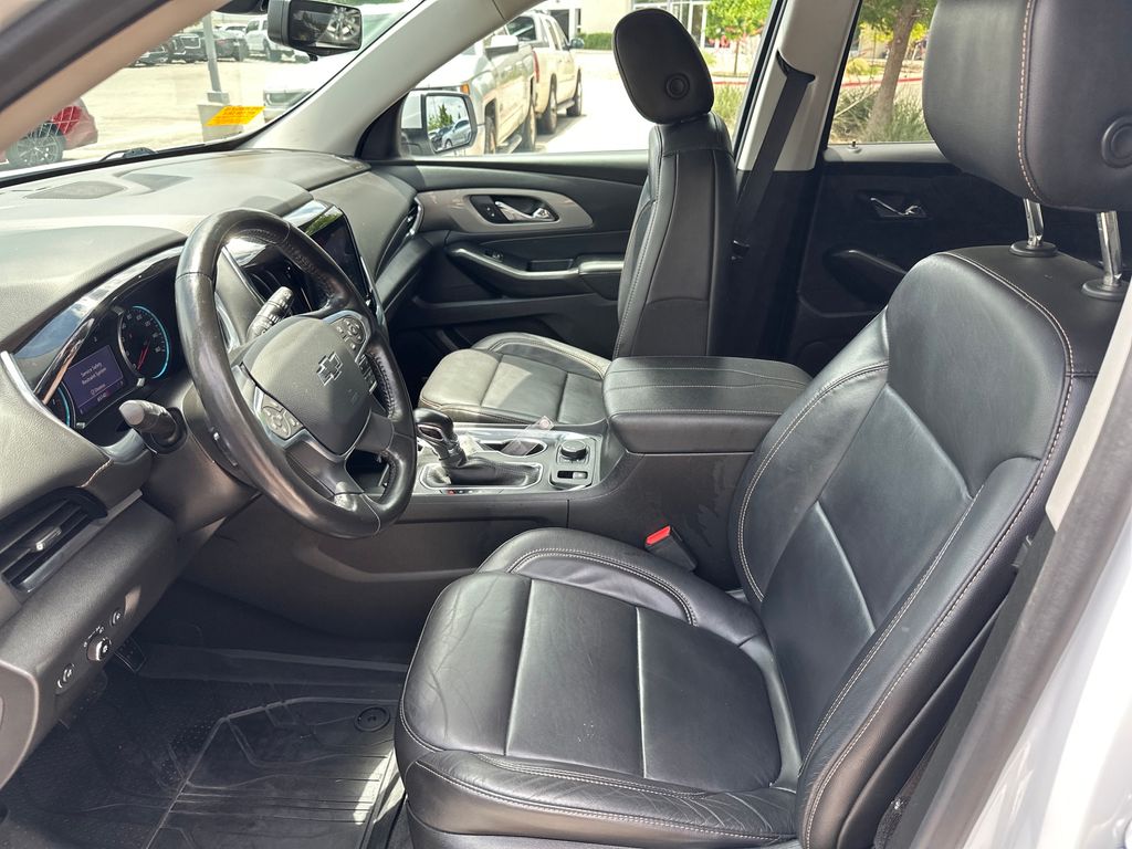 Used Car 2021 Chevrolet Traverse  Rs For Sale Under $30,000 In Austin, Texas
