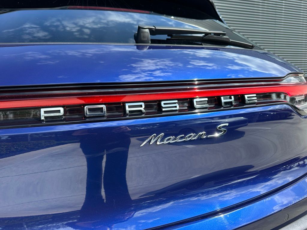 Thumbnail: 2022 Porsche Macan - 14