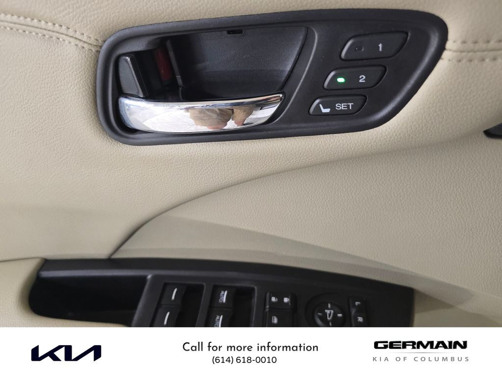 2015 Acura RDX Base photo 27