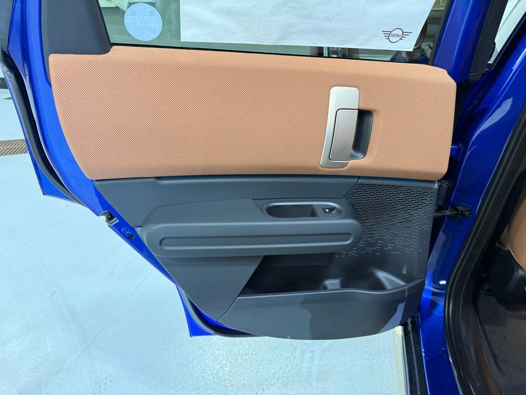 Thumbnail: 2025 MINI Cooper Countryman - 19