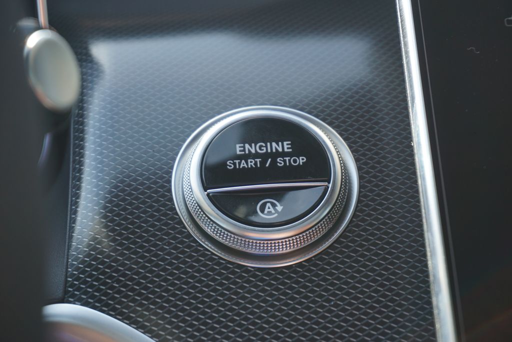 Thumbnail: 2026 Mercedes-Benz GLC - 32