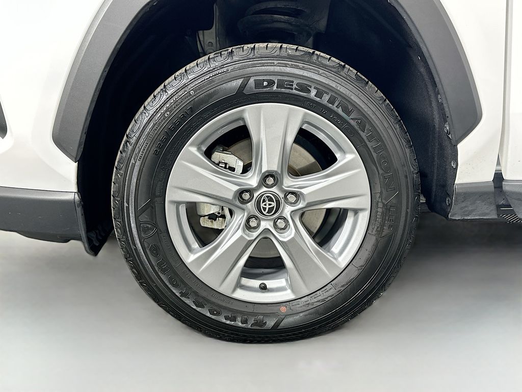 Thumbnail: 2025 Toyota RAV4 - 30