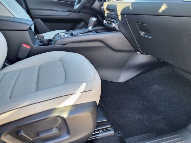 2025 Mazda CX-5 S Preferred package - Photo 18