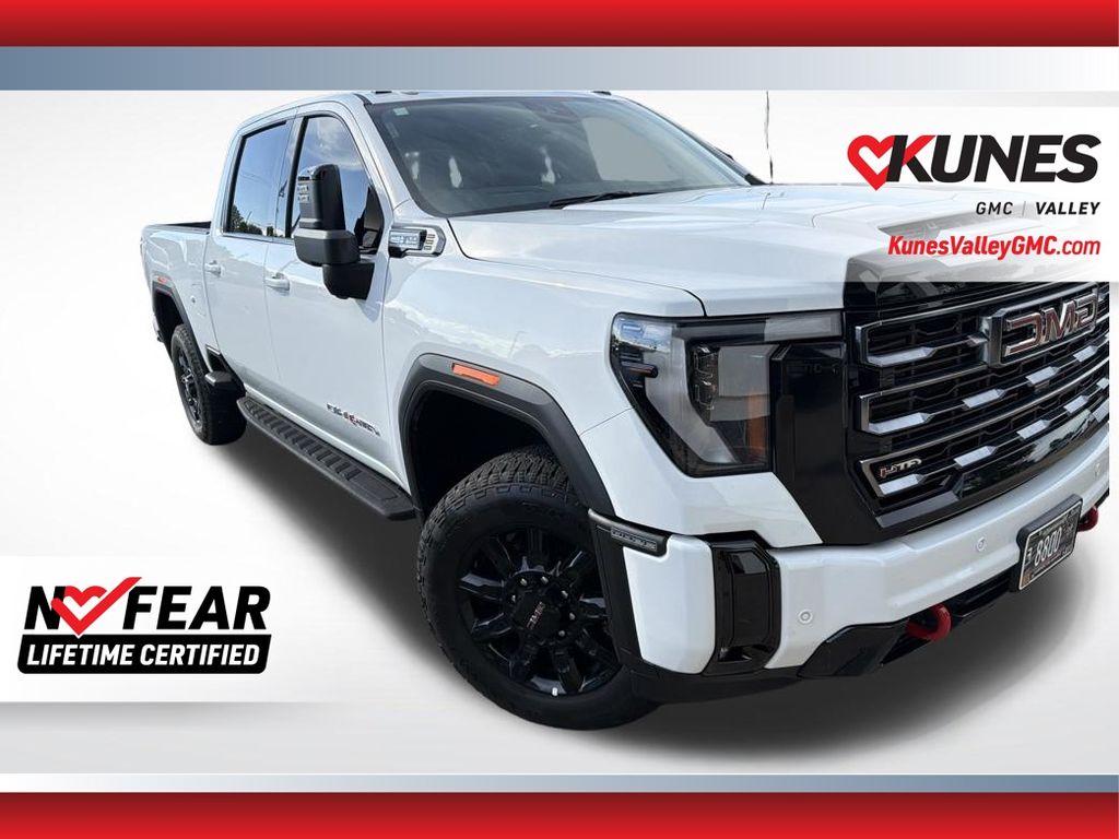 Summit White 2025 GMC Sierra 3500HD AT4 Crew Cab 4WD Pickup Truck Four-Wheel Drive Automatic