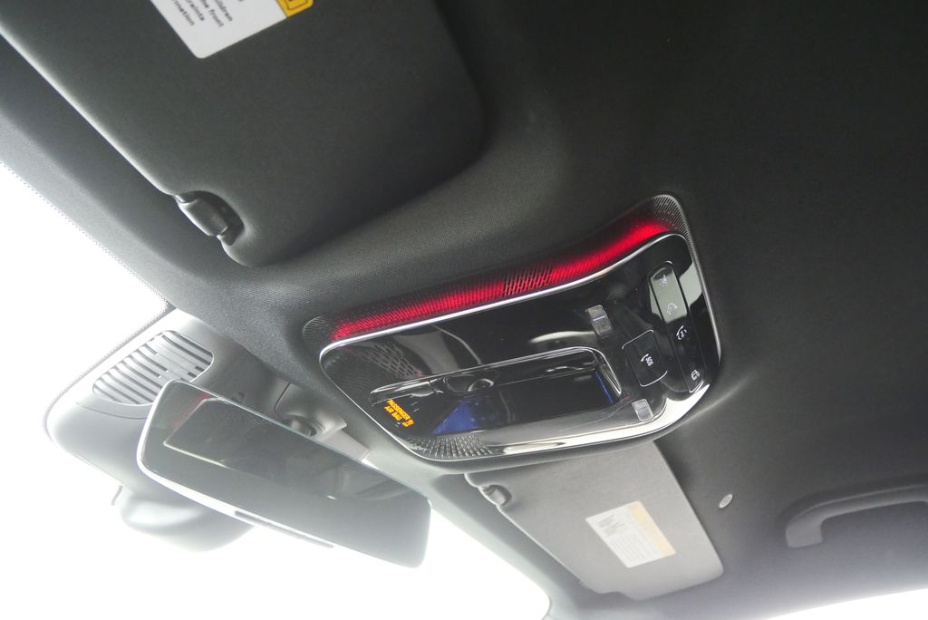 Thumbnail: 2024 Mercedes-Benz GLC - 18