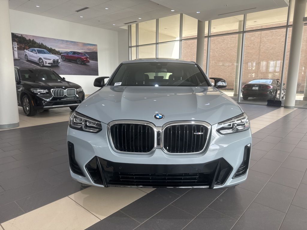 Thumbnail: 2025 BMW X4 - 2