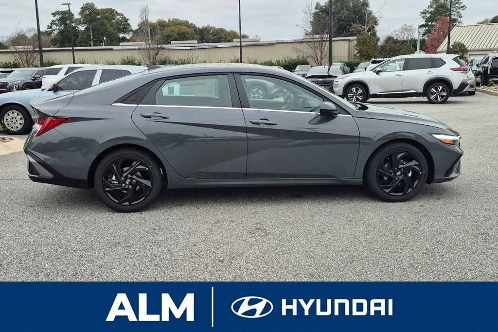 New 2026 Gray Hyundai SEL Sport image 5