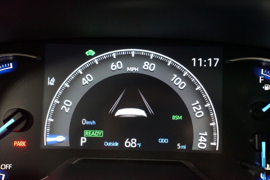 Thumbnail: 2025 Toyota RAV4 - 16