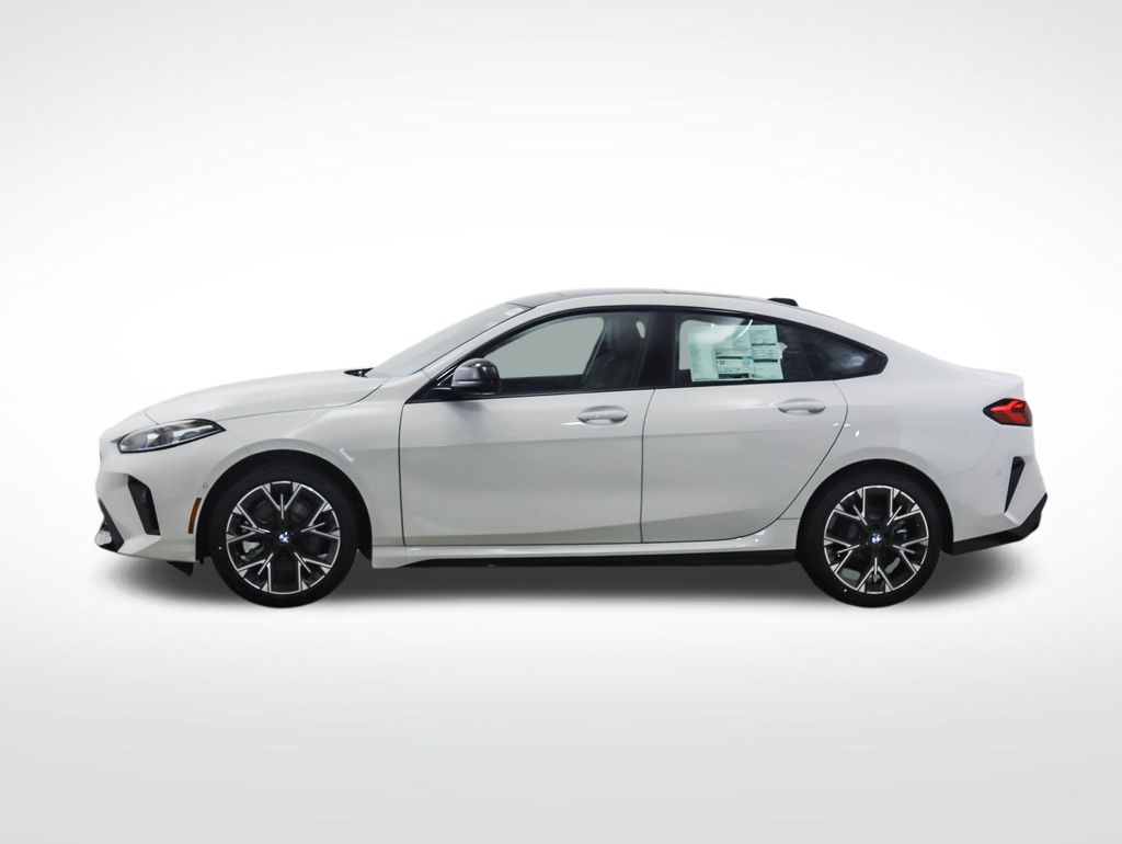 Thumbnail: 2026 BMW 2 Series - 2