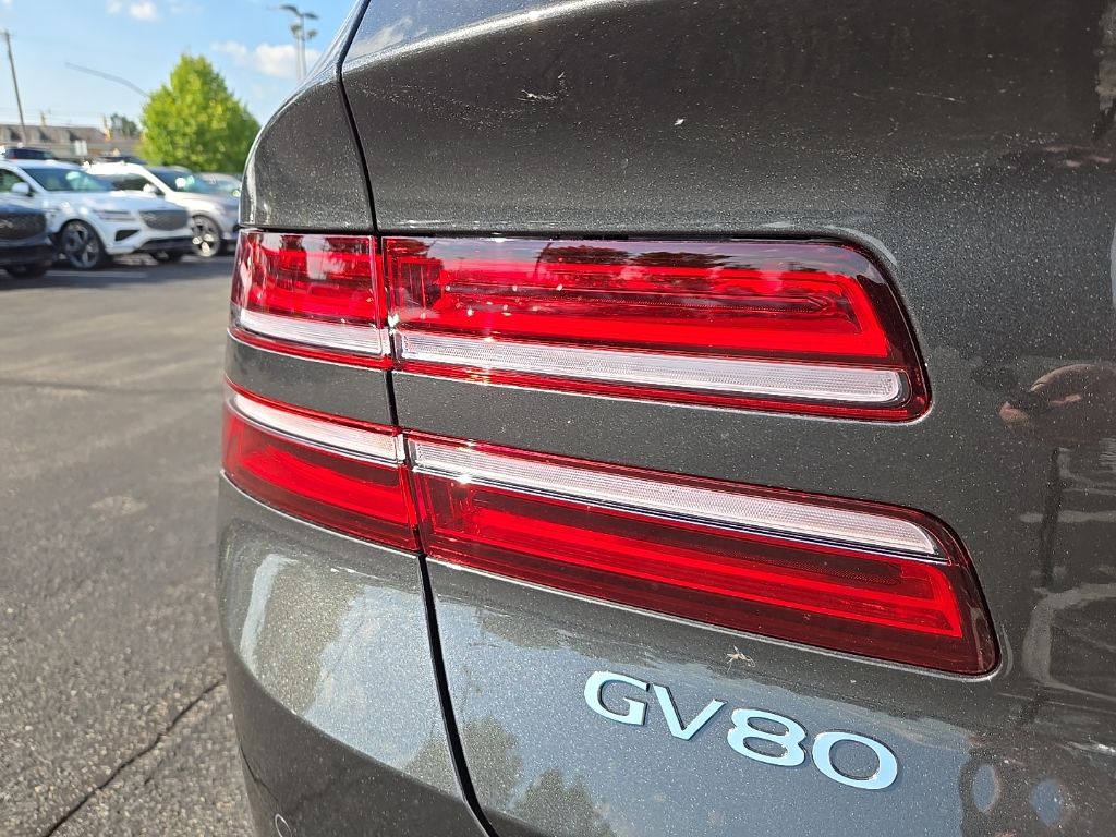 Thumbnail: 2026 Genesis GV80 - 10
