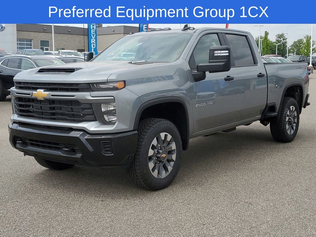 2024 Chevrolet Silverado 2500HD Custom 2