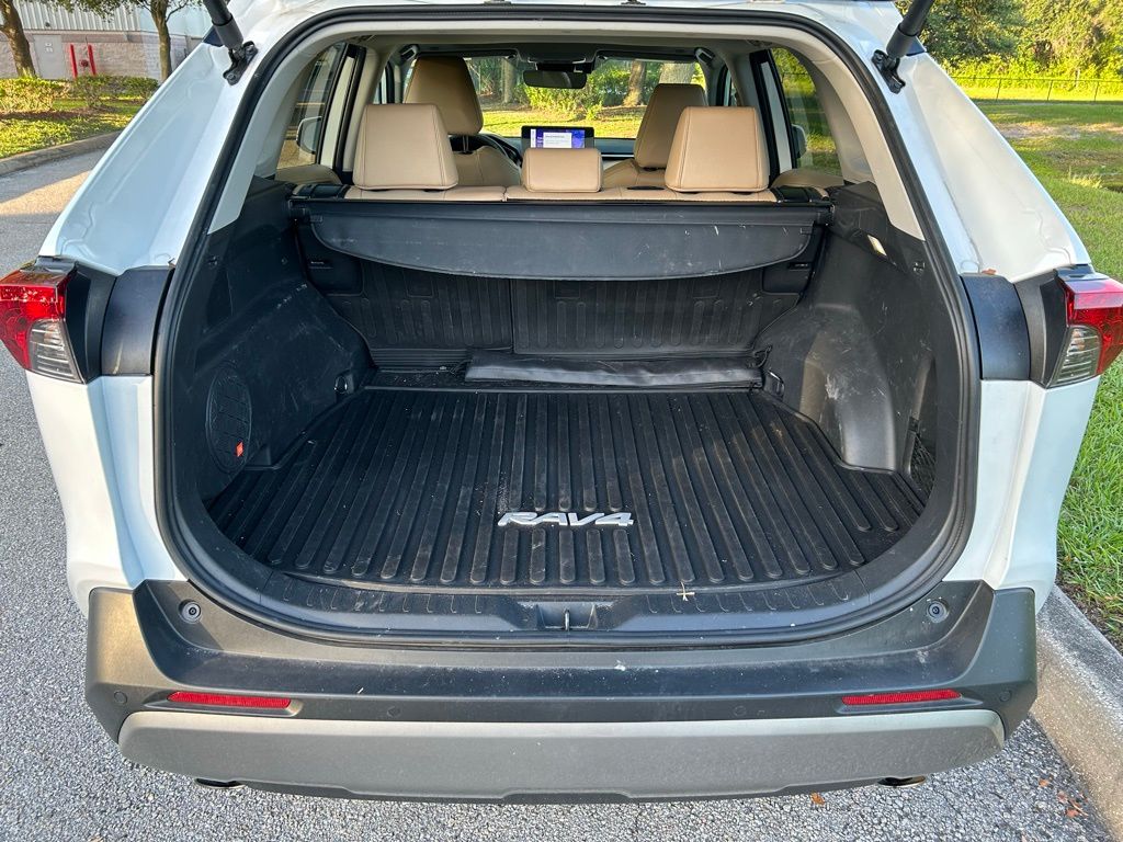 2024 Toyota RAV4 Limited 10