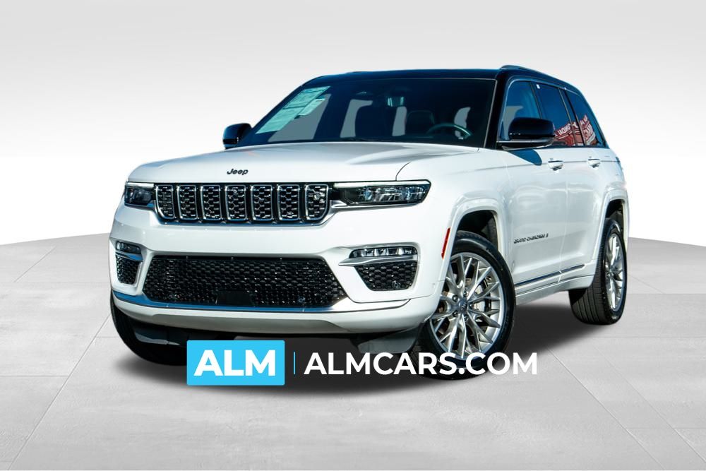 2023 Jeep Grand Cherokee Summit's photo