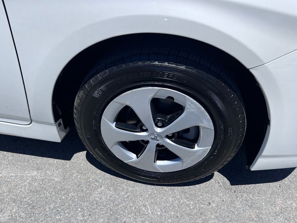 Used 2013 Toyota Prius Hatchback