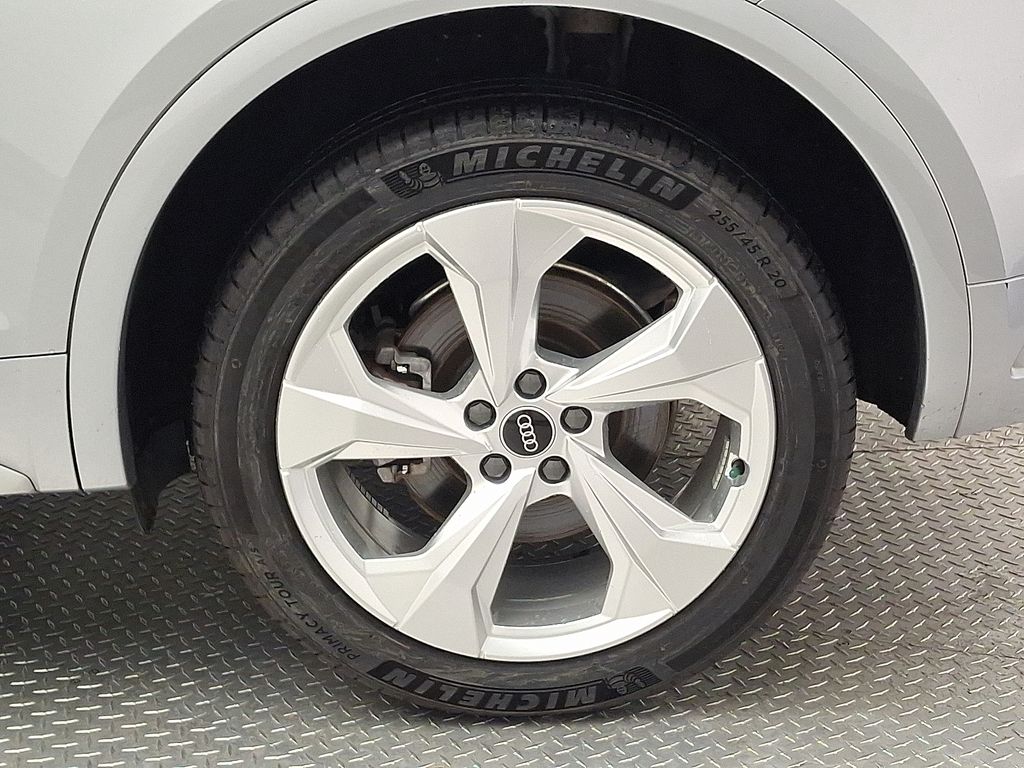 Thumbnail: 2021 Audi Q5 - 7