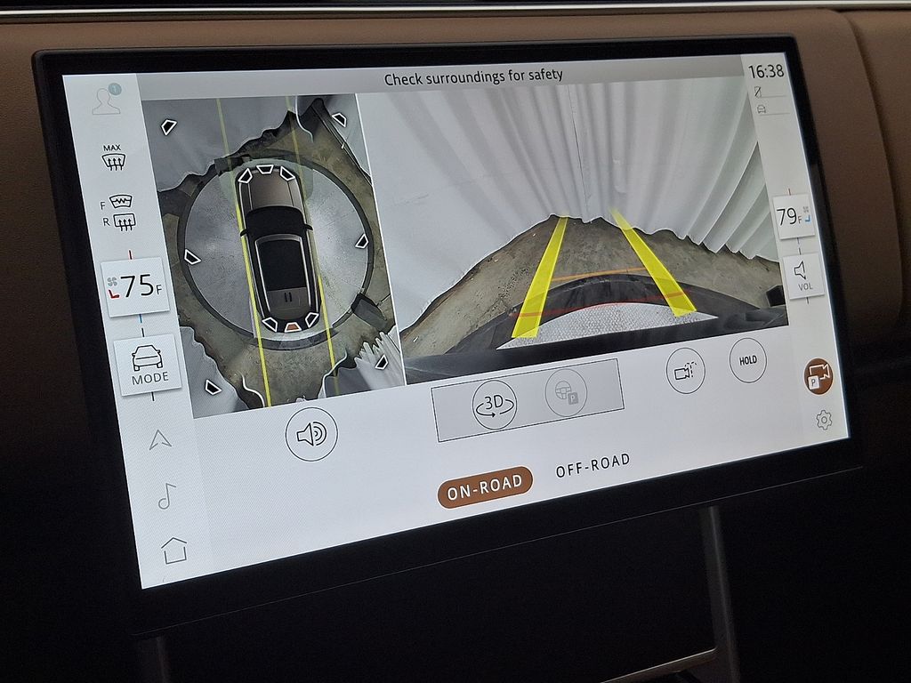 Thumbnail: 2026 Land Rover Range Rover - 16