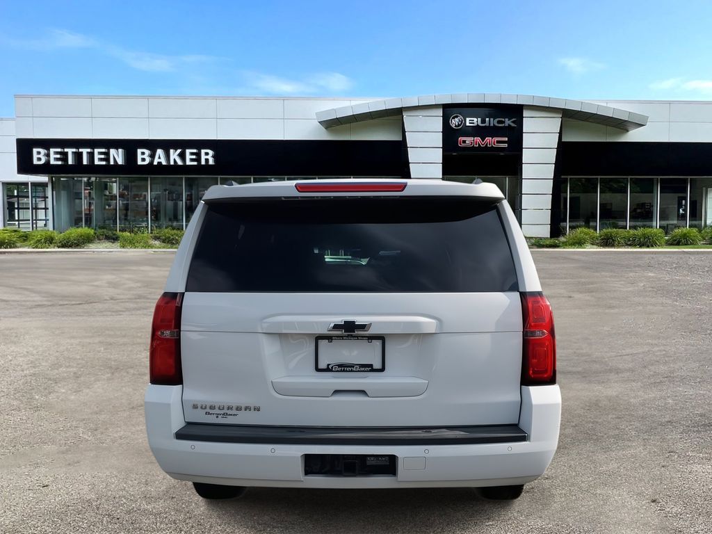 2015 Chevrolet Suburban LT 6