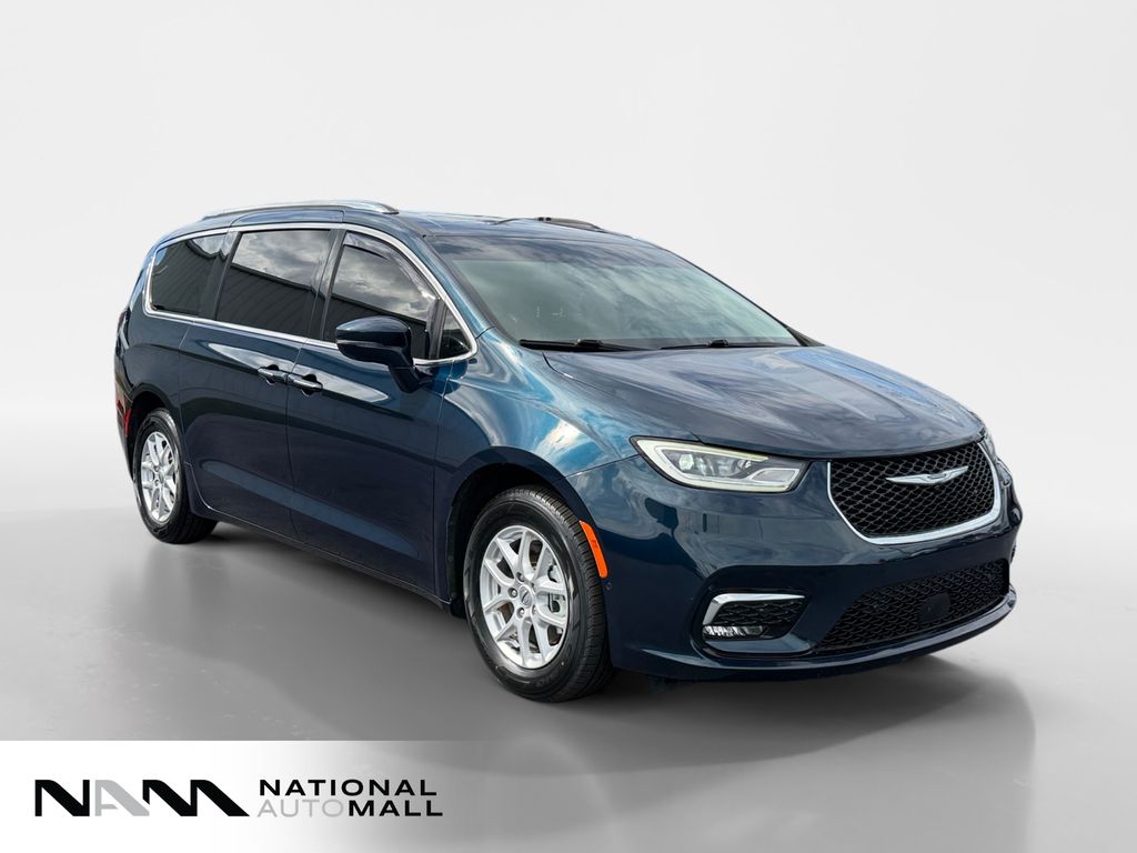 View vehicle photo 7