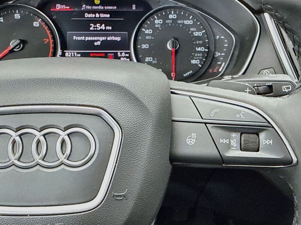 Thumbnail: 2023 Audi Q5 - 12