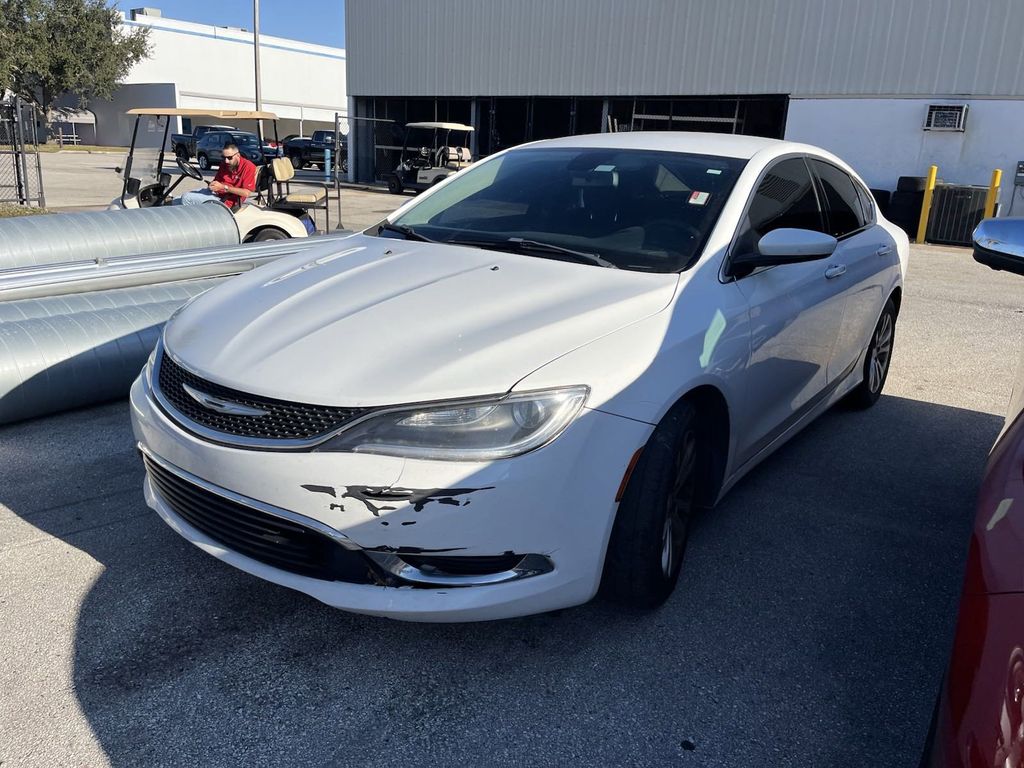 2015 Chrysler 200 Limited 6