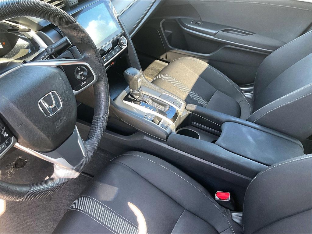 2016 Honda Civic — photo 20