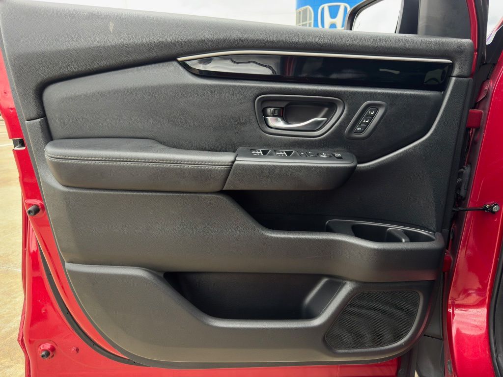 2024 Honda Pilot Touring  at Community Honda