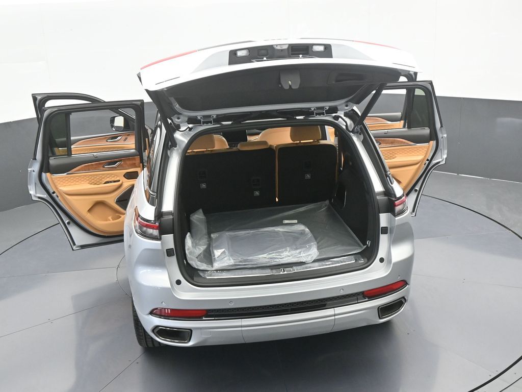 New 2025 Silver Zynith Jeep Summit image 66