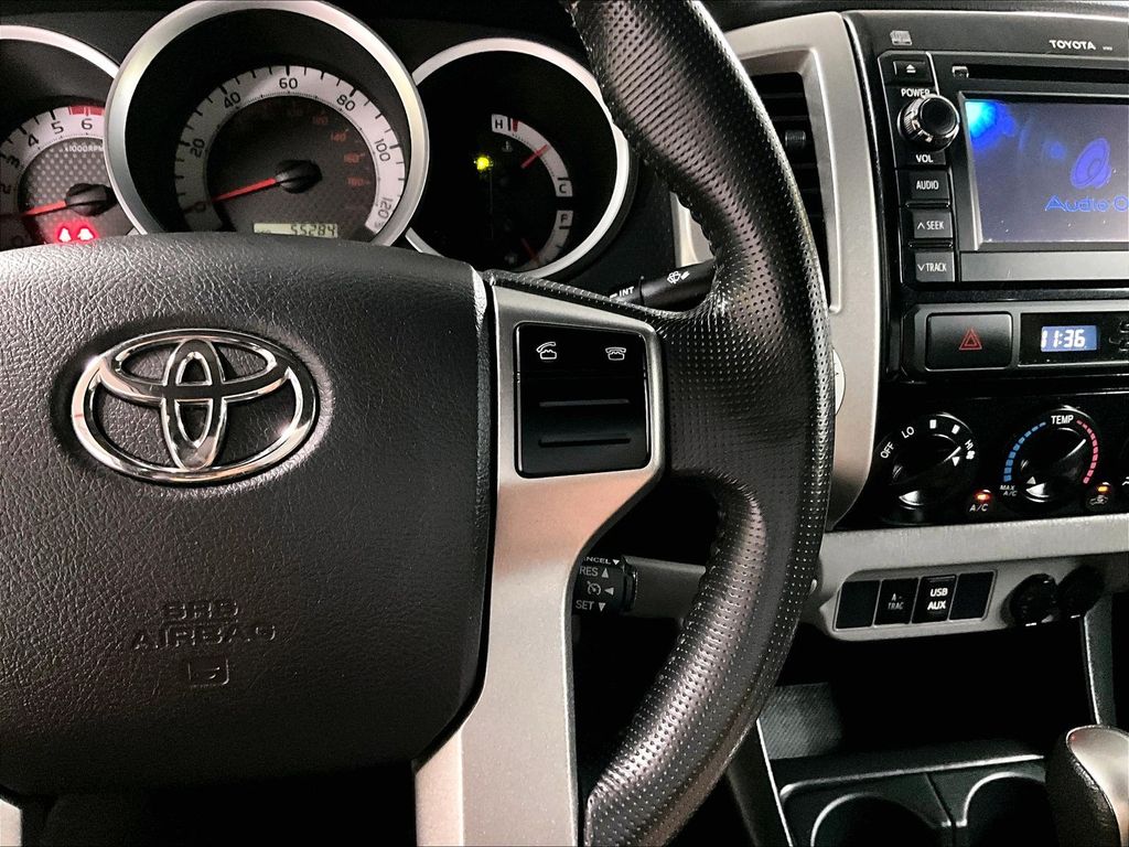 2013 Toyota Tacoma — photo 23