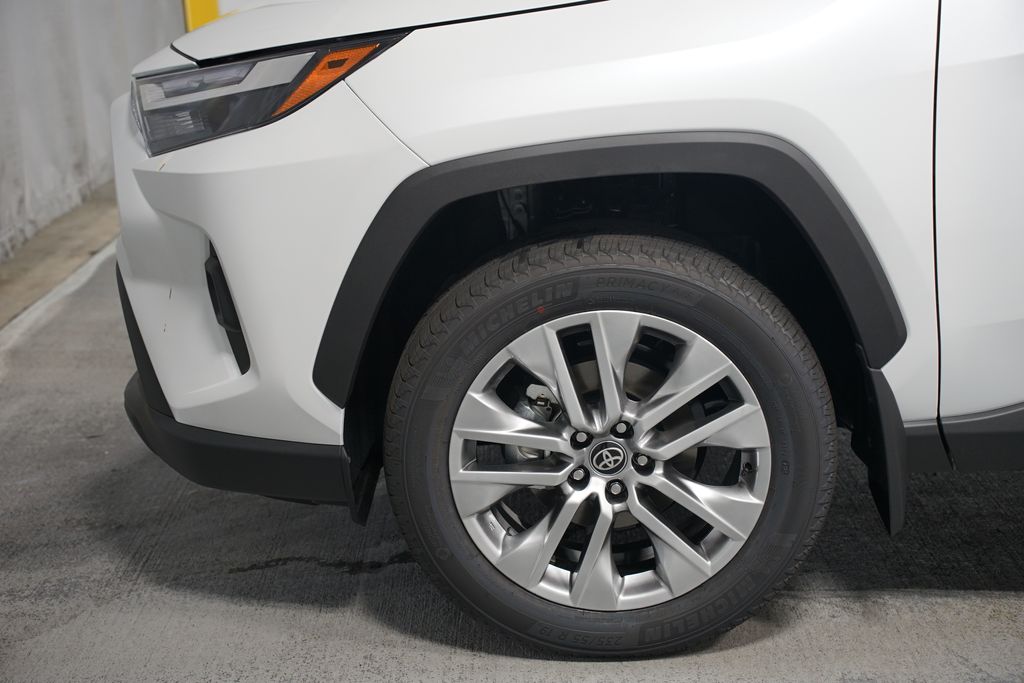 Thumbnail: 2025 Toyota RAV4 - 5