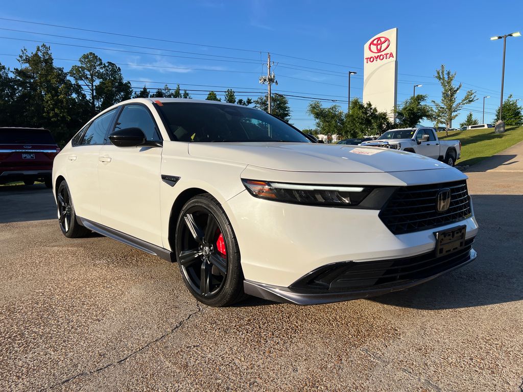 White 2023 Honda Accord Hybrid Sport-L FWD Sedan Front-Wheel Drive Continuously Variable Transmission