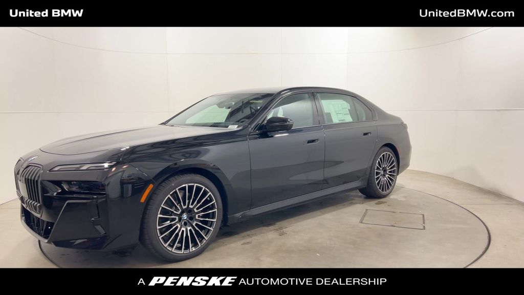 Thumbnail: 2025 BMW 7 Series - 4