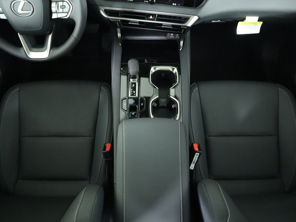 2024 Lexus RX 350 17