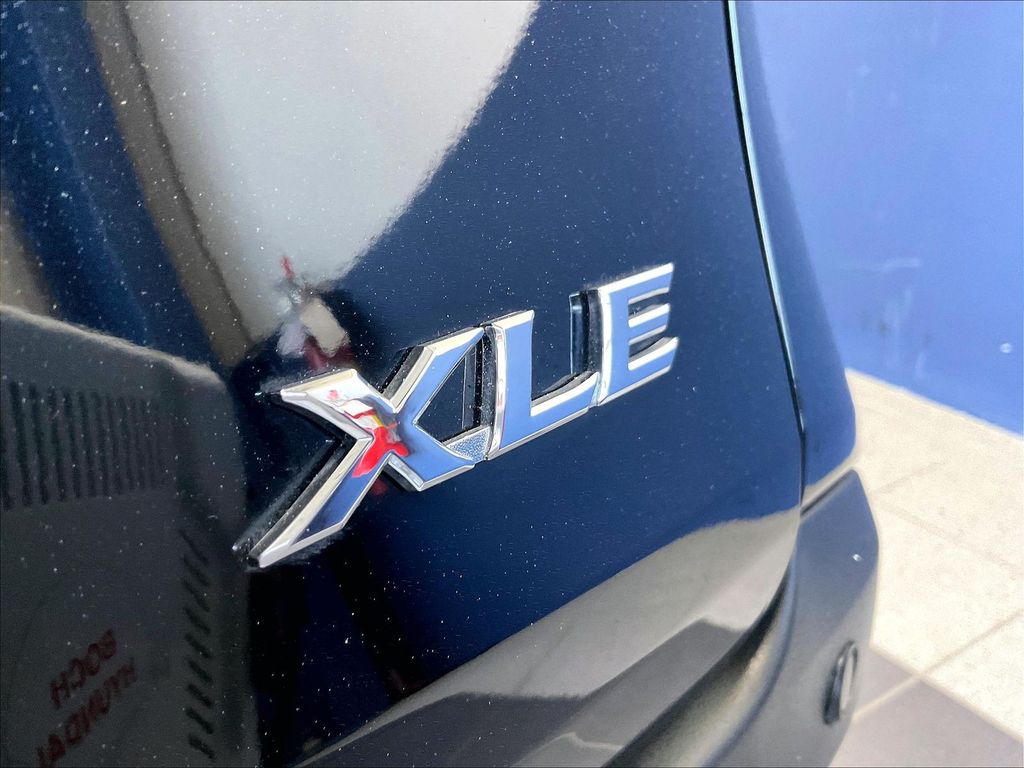 2025 Toyota Sienna — photo 30